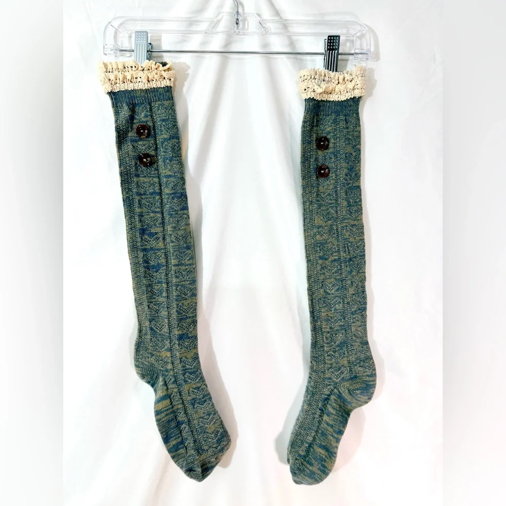 NWOT Y2K Simply Noelle Boot Socks With Lace Trim Cuff And Two Decorative Buttons